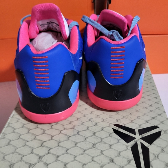 Kobe 9 GS, Nike Hyper Cobalt Pink, size 6.5y, used, no box,good condition - Picture 4 of 10